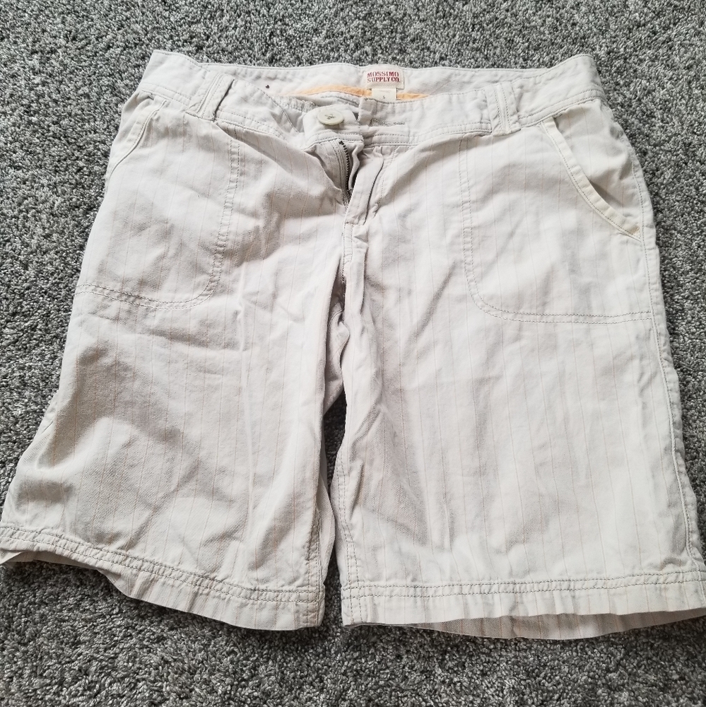 Womens mossimo shorts size 9